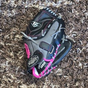 Louisville Slugger Diva Softball Glove - 12”